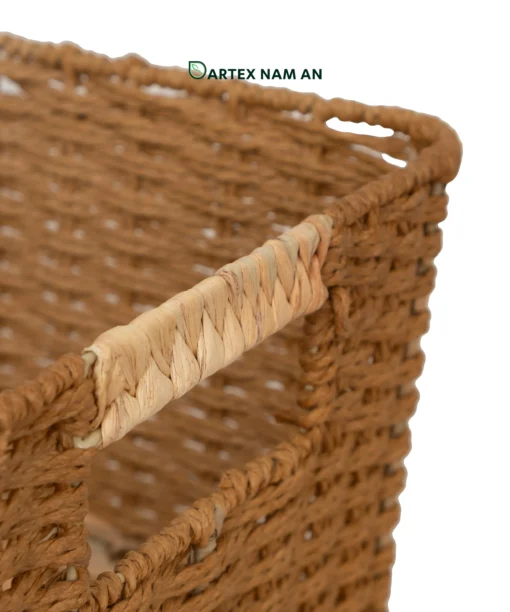 Optimize your vertical shelf space with our 2-tier stackable Wholesale Storage basket set. Handwoven from premium water hyacinth and paper cord with an accessible open-front scoop design. Perfect for HORECA utilities, office sorting, and modern retail. Bulk ready.