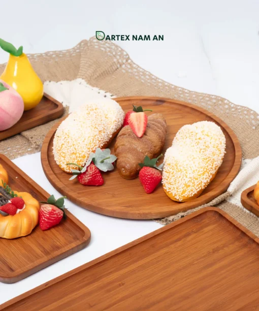 Premium-grade wholesale serving tray made from eco-friendly bamboo. Durable, artisanal design for HORECA, retail & home use. Bulk orders welcome.