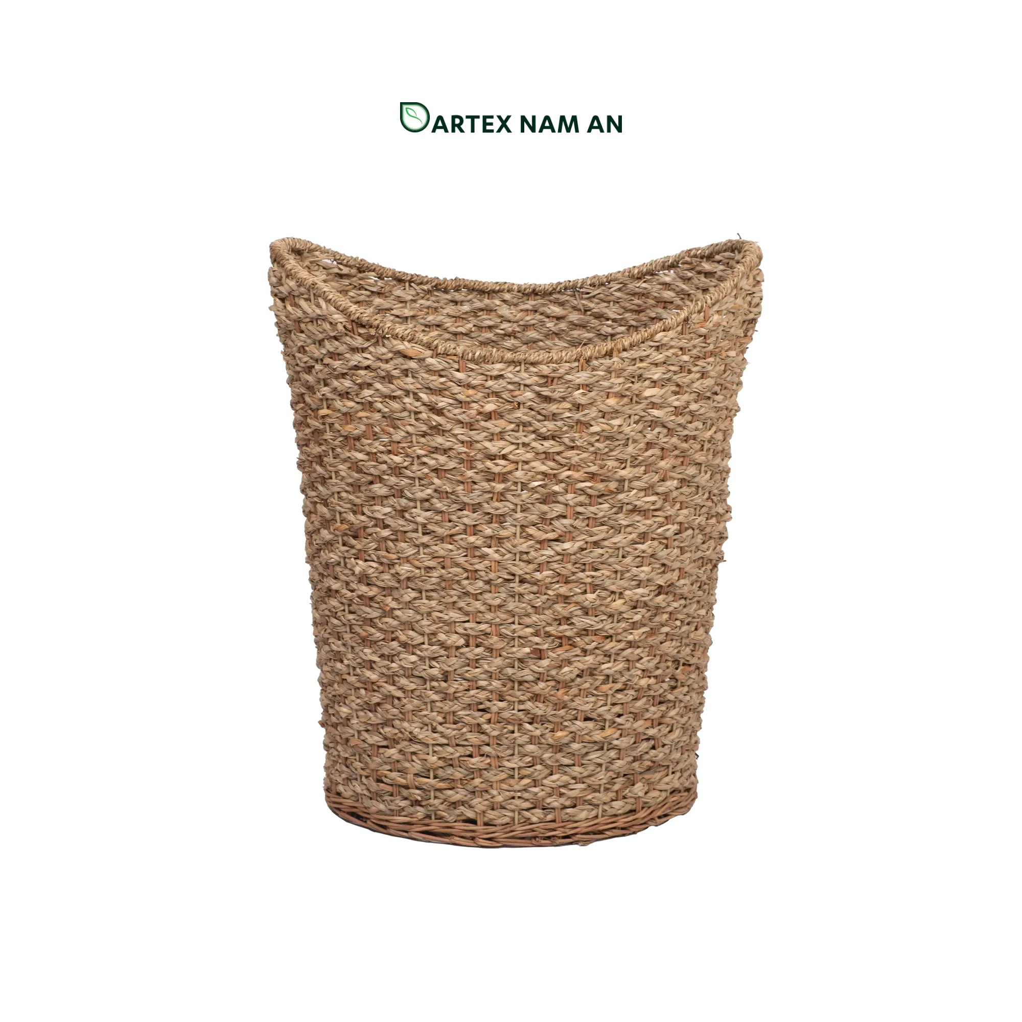 Seagrass Wholesale Laundry Basket from Vietnam Wholesaler for Home, Office, HORECA and Retail Source direct from a leading vietnam wholesaler. Our eco-friendly Wholesale Laundry Basket is handwoven from premium-grade natural seagrass with a curved rim and integrated handles. High-quality artisanal hamper for HORECA, offices, and home retail. Bulk order ready.