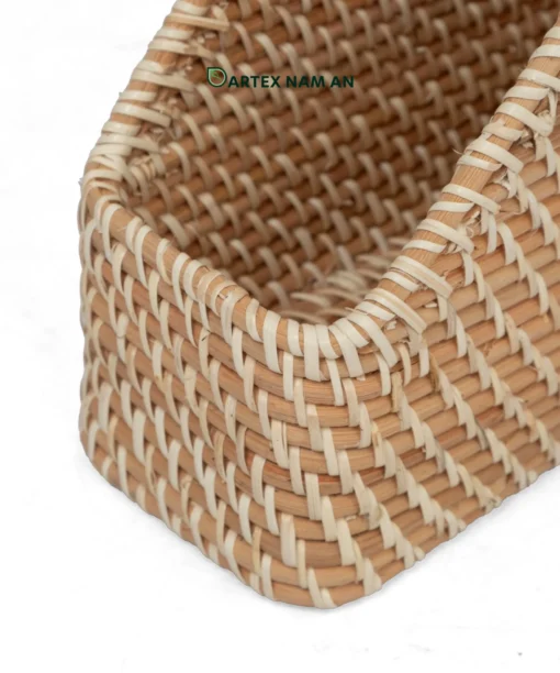 Optimize desk storage with our Wholesale Magazine Holder. Handwoven from natural rattan, this rattan file organizer functions as a woven magazine rack and rattan desk file holder for HORECA, corporate offices, and retail. Bulk ready.