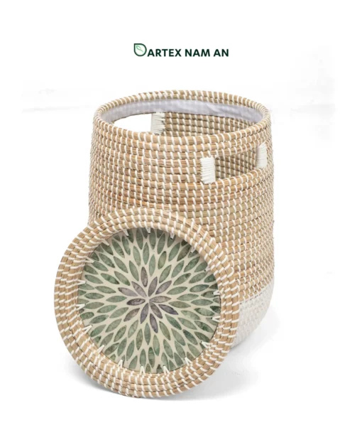 Expand your inventory with our eco-friendly Wholesale Rattan Basket set of 2. Featuring artisanal two-tone handweaving and decorative floral inlay lids. High-quality, premium-grade storage solution for HORECA, corporate offices, and home retail. Bulk order ready.