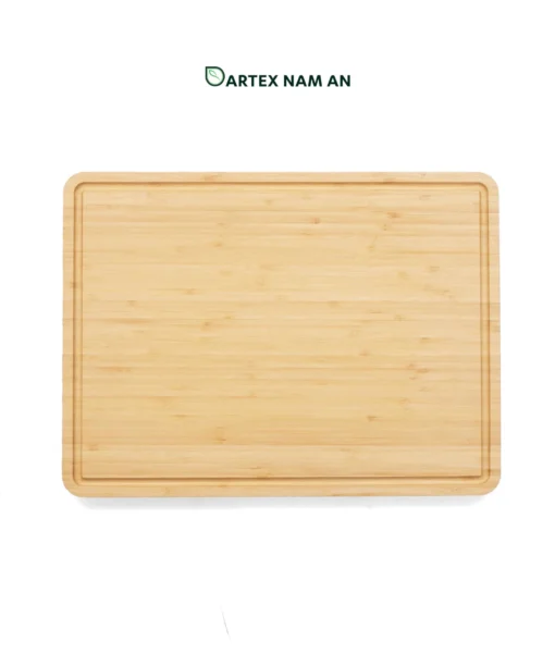 Upgrade food prep and table service with our heavy-duty bamboo Wholesale Serving Tray set. Features 3 thick juice-groove chopping boards and a slotted standing organizer base for HORECA venues and lifestyle retail. Bulk trade ready.