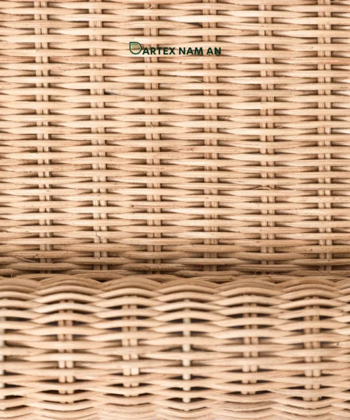 Optimize vanity and counter storage with our natural Wholesale Rattan Tray. Handwoven with a thick rolled rim and standing handles for guest towels, HORECA amenities, and office organization. Bulk trade ready.
