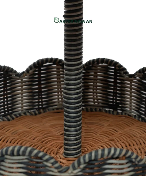 Maximize vertical table presentation with our 2-tier Wholesale Serving Tray. Handwoven from natural rattan with scalloped rims and a top ring handle for HORECA buffets, corporate offices, and lifestyle home retail. Bulk order ready.