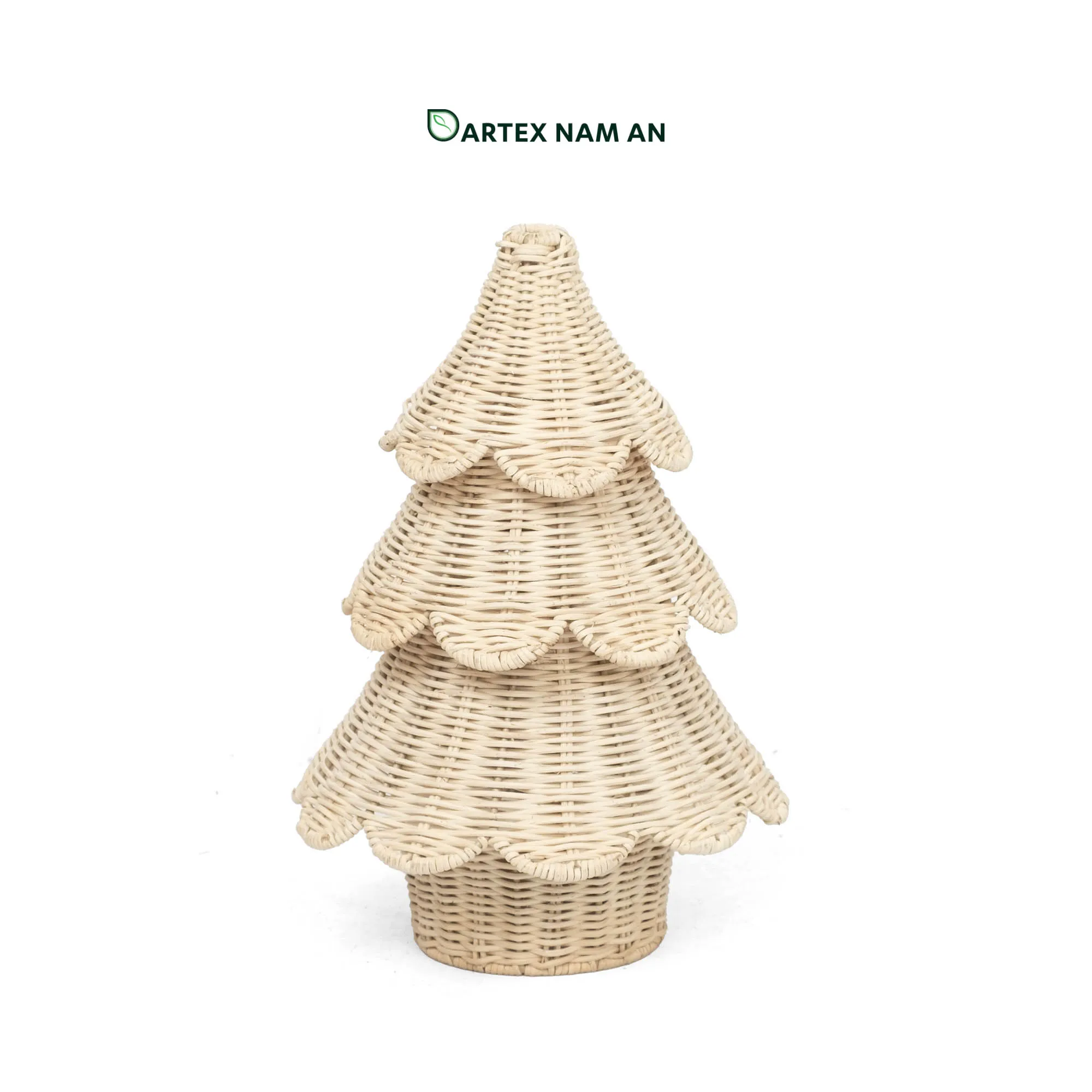 Wholesale Rattan Christmas Tree Nestable Modular Tabletop & Floor Holiday Decor for HORECA, Office, and Home Retail Expand seasonal inventory with our nestable Wholesale Rattan Christmas Tree. Featuring a 5-tier scalloped design in cream rattan, it nests flat for low-cost bulk shipping and premium HORECA holiday staging. Bulk ready.