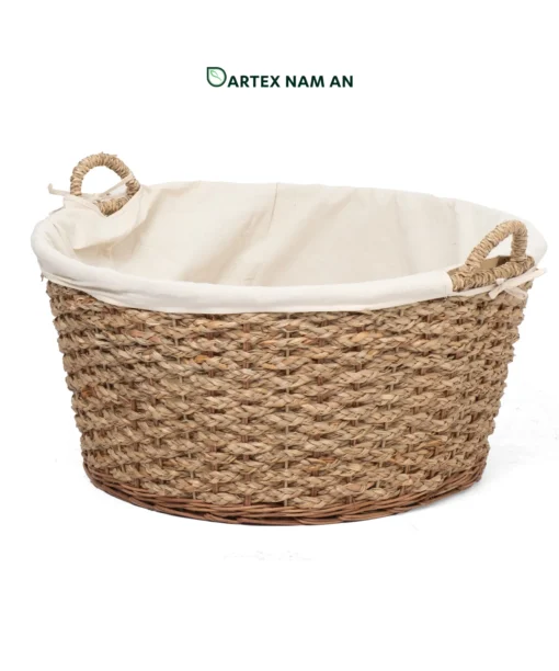 Streamline linen management with our handwoven seagrass Wholesale Laundry Basket. Features chunky rope weave, removable canvas liner, and dual handles. Bulk trade ready.