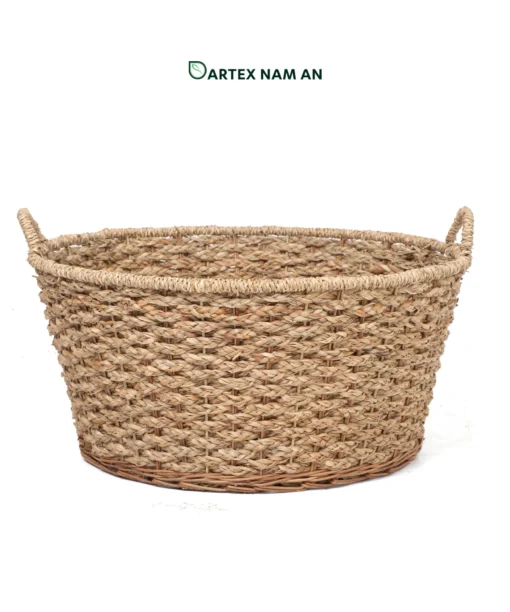 Streamline linen management with our handwoven seagrass Wholesale Laundry Basket. Features chunky rope weave, removable canvas liner, and dual handles. Bulk trade ready.