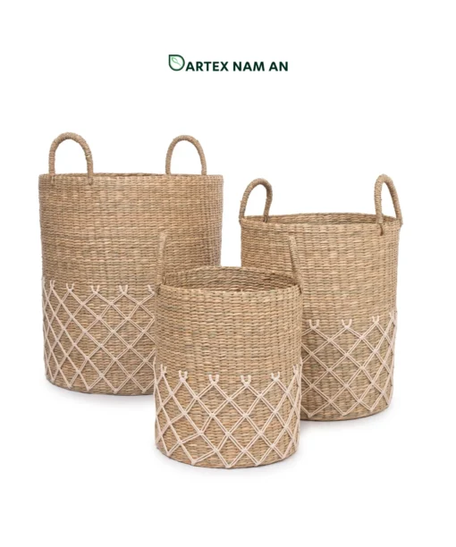 Discover our handwoven seagrass Storage Basket Wholesale set of 3. Bohemian round nesting laundry baskets with handles for hotels, spas, and retail. Bulk trade ready.