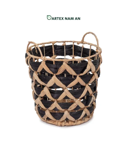 Enhance commercial spaces with our two-tone water hyacinth Storage Bin Wholesale set of 2. Round openwork nesting bins with handles for towels, blankets, and decor. Bulk ready.