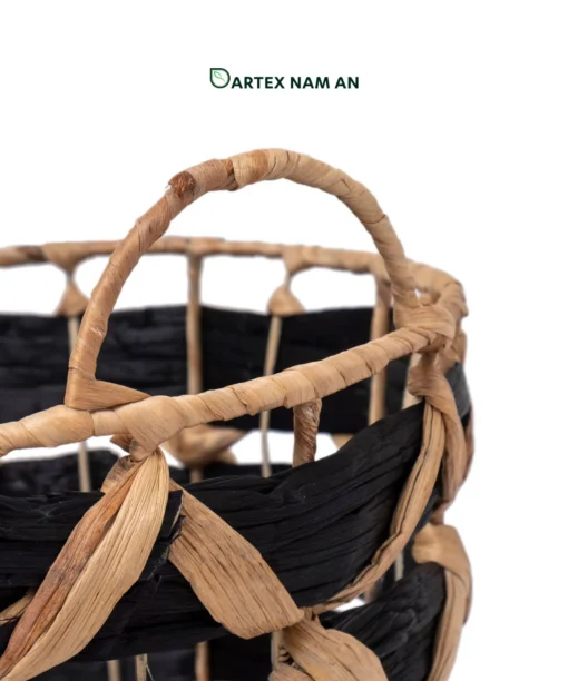 Enhance commercial spaces with our two-tone water hyacinth Storage Bin Wholesale set of 2. Round openwork nesting bins with handles for towels, blankets, and decor. Bulk ready.